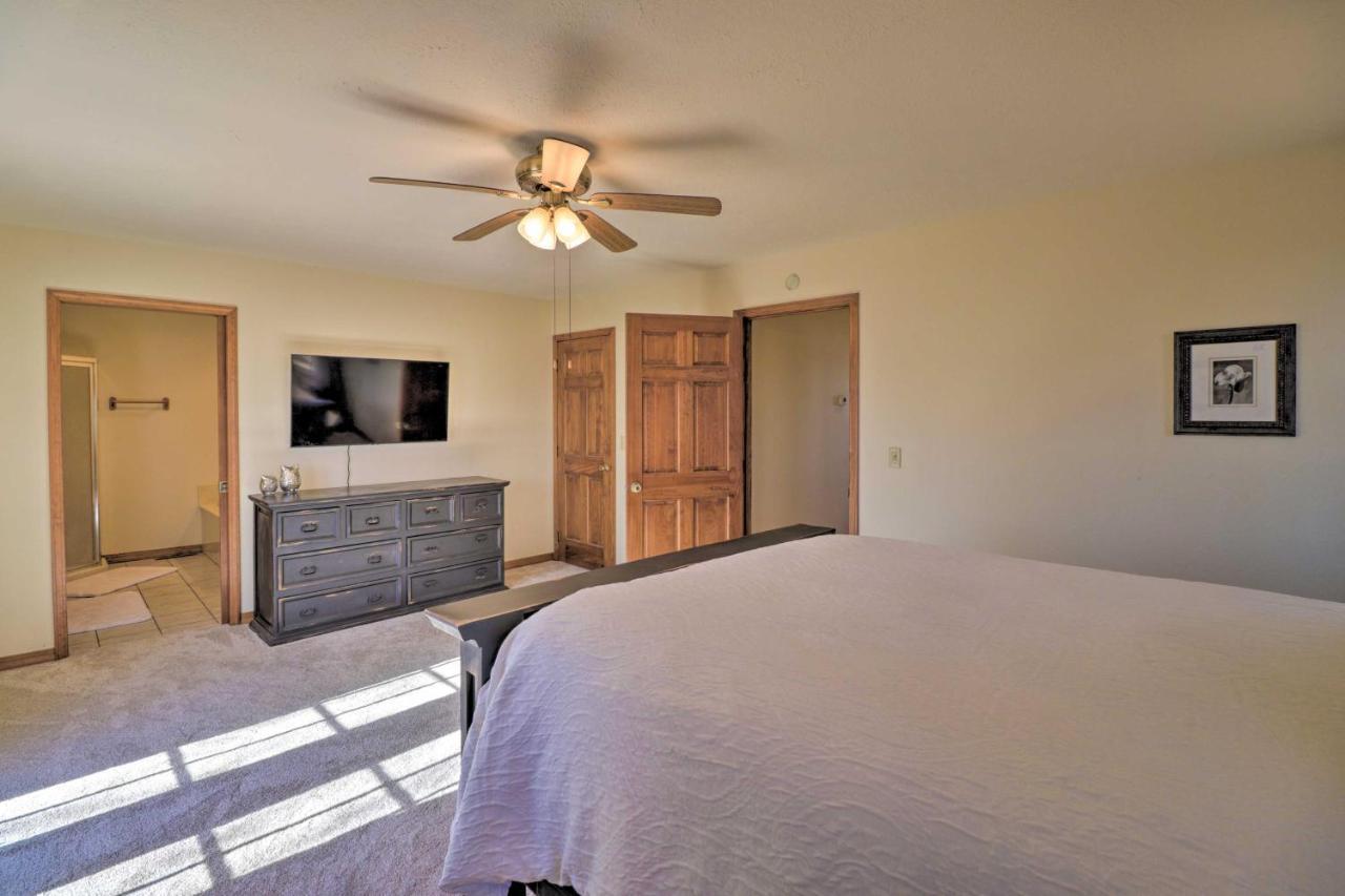 Secluded Marble Falls Family Home With Mtn Views! Luaran gambar